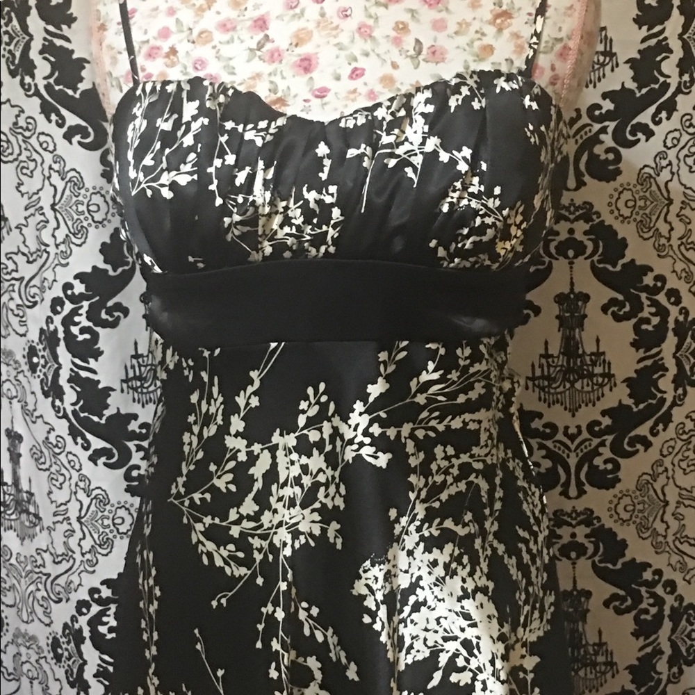 Black & White Midi Cocktail Dress with Crinoline